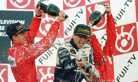 Damon Hill si aggiudica l’ultimo appuntamento in Giappone Damon Hill si aggiudica l’ultimo appuntamento in Giappone