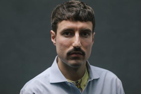 Il designer neo femminista Marco Rambaldi in Harim per il nuovo anno accademico Il designer neo femminista Marco Rambaldi in Harim per il nuovo anno accademico
