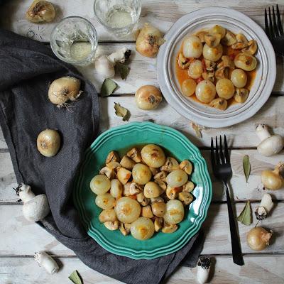 stifado ai funghi / stifado me manitaria stifado ai funghi / stifado me manitaria