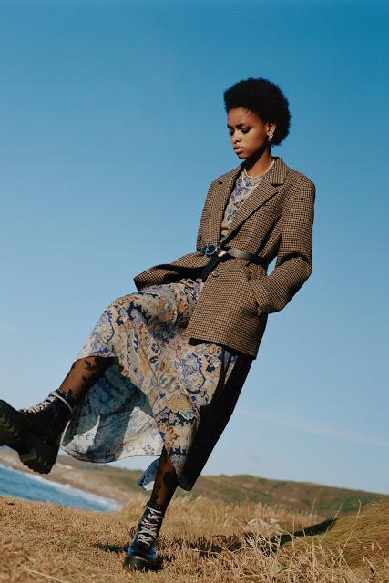 FALL 2019 TREND ALERT: THE NEW ROMANTIC GRUNGE STYLE FALL 2019 TREND ALERT: THE NEW ROMANTIC GRUNGE STYLE