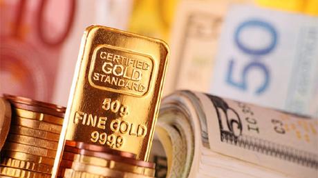 Oro e valute: una forte influenza reciproca Oro e valute: una forte influenza reciproca