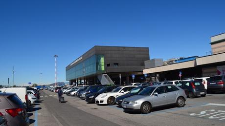 Come trovare parcheggi economici vicino all'aeroporto Orio al Serio di Bergamo Come trovare parcheggi economici vicino all'aeroporto Orio al Serio di Bergamo
