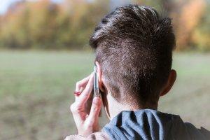 Cellulari e cancro: “Il rapporto dell'Istituto Superiore di Sanità non garantisce la salute pubblica” cellulari