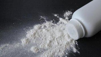 Talco cancerogeno: la Johnson&Johnson ritira 33mila confezioni con amianto talco