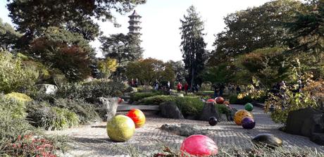 Dialogo della natura e di Dale Chihuly: a Kew Gardens Dialogo della natura e di Dale Chihuly: a Kew Gardens