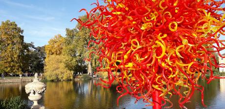 Dialogo della natura e di Dale Chihuly: a Kew Gardens Dialogo della natura e di Dale Chihuly: a Kew Gardens