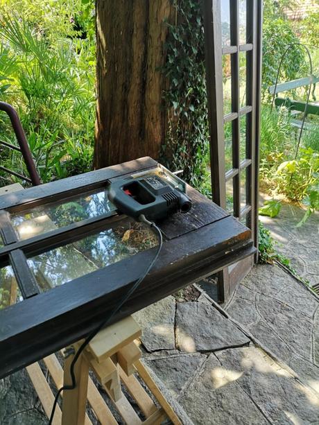 Ho messo il prato in casa per creare una stanza sbalorditiva! Ho messo il prato in casa per creare una stanza sbalorditiva!