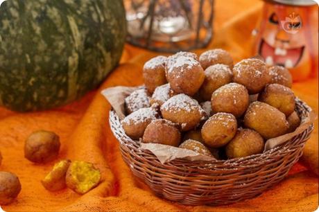 10 ricette per preparare uno sfizioso menu di Halloween una delle feste più amate dai bambini. frittelle-dolci