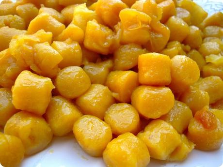 10 ricette per preparare uno sfizioso menu di Halloween una delle feste più amate dai bambini. Gnocchi-di-zucca
