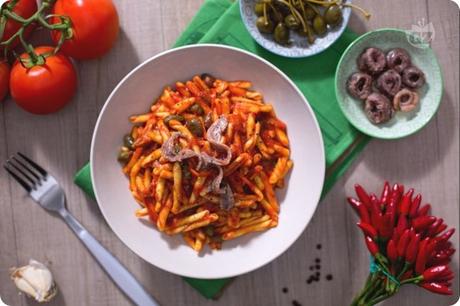 10 ricette per preparare uno sfizioso menu di Halloween una delle feste più amate dai bambini. strozzapreti-infernali