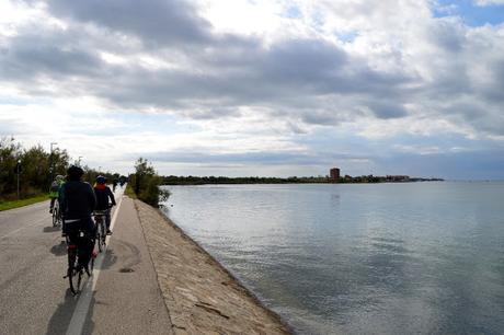 dal lido a pellestrina ciclovia isole di venezia dal lido a pellestrina ciclovia isole di venezia