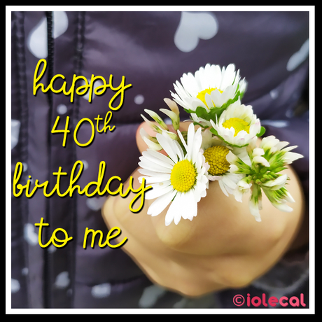 Tanti auguri a... me! Tanti auguri a... me!