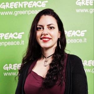 Incendi in Indonesia, un rapporto di Greenpeace mette sotto accusa i produttori di olio di palma e le multinazionali Incendi in Indonesia, un rapporto di Greenpeace mette sotto accusa i produttori di olio di palma e le multinazionali
