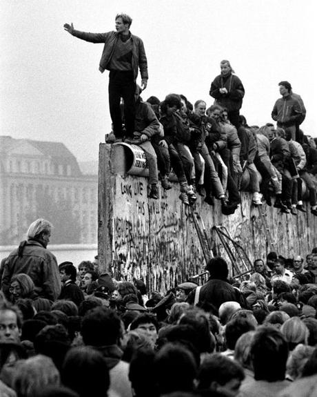 La caduta del muro di Berlino La caduta del muro di Berlino