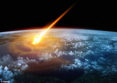 La vita sviluppatasi sulla Terra miliardi di anni fa può essere uscita dal sistema solare? Vista dall'orbita dell'esplosione di impatto enorme e della pista ardente dell'asteroide.