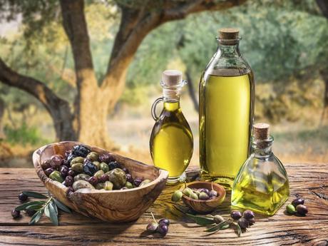 Olio extravergine d’oliva: piccola guida all’acquisto Olio extravergine d’oliva: piccola guida all’acquisto