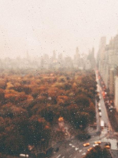 THE DARK ROMANCE TREND FOR FALL 2019 THE DARK ROMANCE TREND FOR FALL 2019