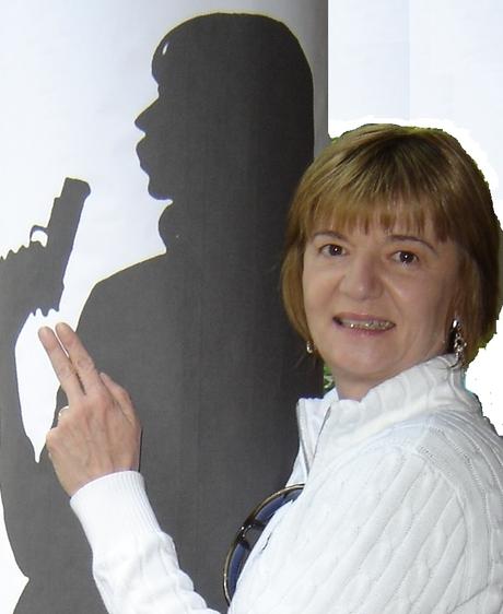 Cinque domande a Lorena Lusetti Cinque domande a Lorena Lusetti