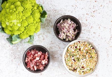 La zuppa arcobaleno incontra il broccolo romanesco La zuppa arcobaleno incontra il broccolo romanesco