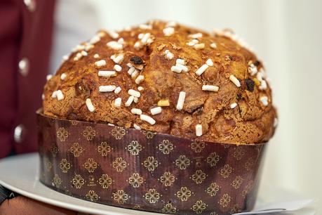 Napoli: al Grand Hotel Parker’s torna Re Panettone Napoli: al Grand Hotel Parker’s torna Re Panettone