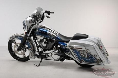 Anche comodo è bello: Harley-Davidson Street Glide Bagger Style