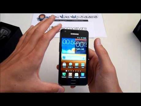 0 Unboxing e prime impressioni Samsung Galaxy S 2 by YourLifeUpdated