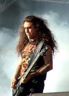 Slayer Araya miei bassisti preferiti sono...