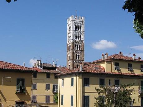 Lucca e..una vacanza diversa....