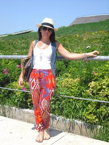 A psychedelic pants...