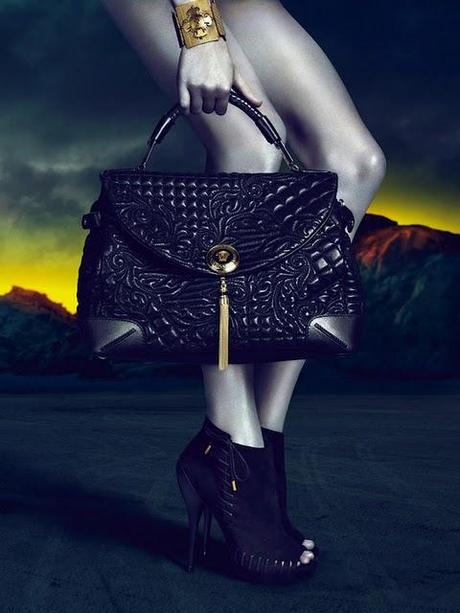 Campagna Pubblicitaria Versace A/I 2011-12 by Mert Alas e Marcus Piggott