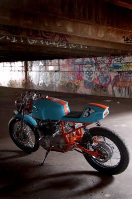 Honda CB 550 Gulf Le Mans Cafè Racer