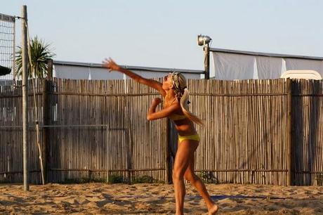 yellow bikini for beach volley!