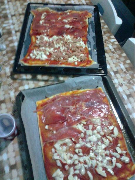 Pizza Facile (Margherita, Tonno, Crudo)