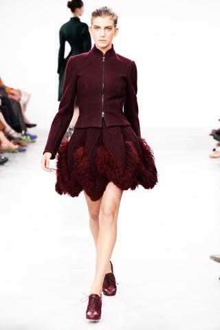 [Fashion Show] Alaïa Ritorna a Sfilare e Anna Wintour lo Snobba...