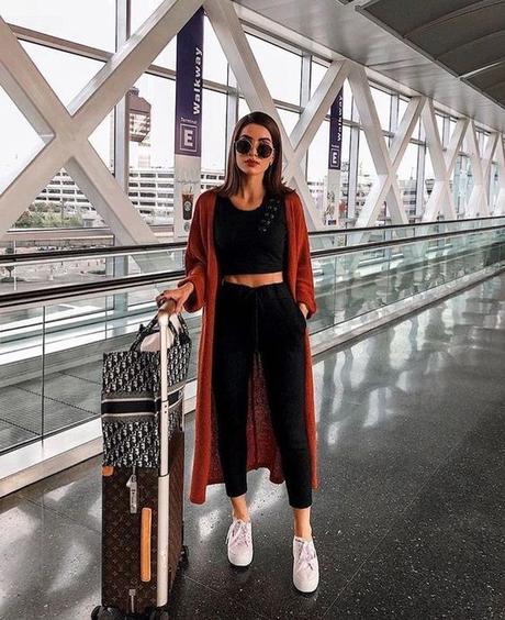 FASHION TREND ALERT FALL 2019: THE NEW SPORTY STYLE FASHION TREND ALERT FALL 2019: THE NEW SPORTY STYLE