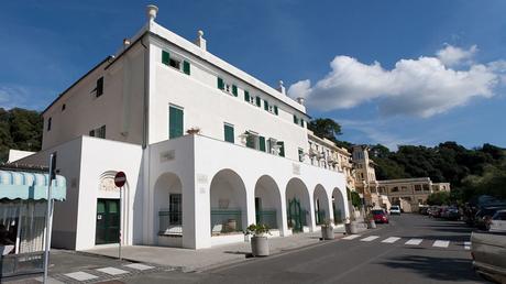 San Terenzo, piccolo Borgo di marinai dove soggiornò Mary Shelley San Terenzo, piccolo Borgo di marinai dove soggiornò Mary Shelley