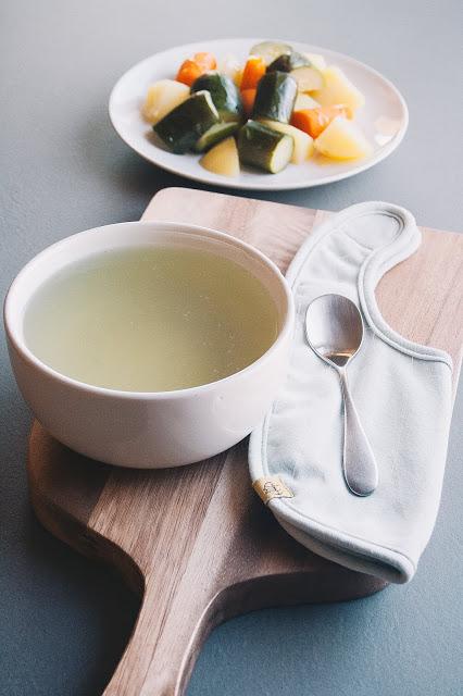 Brodo vegetale per lo svezzamento del bambino Brodo vegetale per lo svezzamento del bambino