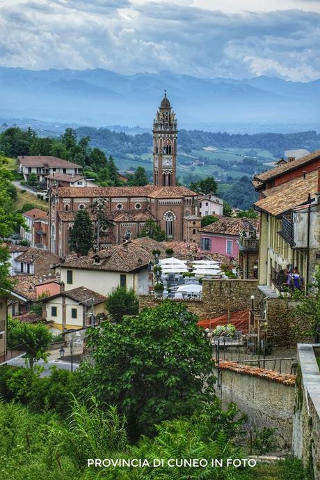 Monforte d'Alba, uno dei borghi più belli d'Italia - Langhe Fotografie Fotografie Monforte d'Alba - Langhe