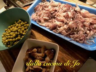 Ciuffi di calamari in insalata Ciuffi di calamari in insalata