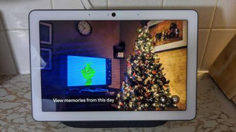 Google Nest Hub ha appena migliorato la sua funzione migliore Google Nest Hub opzioni cornice digitale (1)
