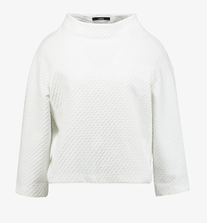 LOOKS:When Street Style Meets Sporty Style LOOKS:When Street Style Meets Sporty Style