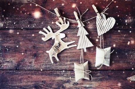 addobbi natalizi di cartone albero di natale ferro di cavallo alberi di natale stravaganti decorazioni natalizie fai da te natale 2019 come decorare la casa per natale addobbi natalizi addobbi natalizi fai da te mariafelicia magno fashion blogger colorblock by felym fashion blogger italiane blog di moda palle albero alcoliche