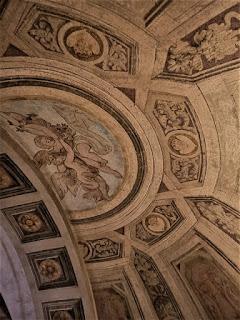 Lo stemma di Borgo riaffiora nel Duomo di Fidenza Lo stemma di Borgo riaffiora nel Duomo di Fidenza