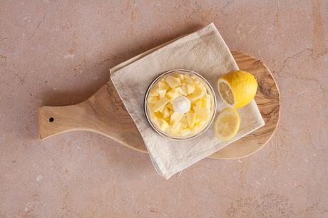 Mousse di mela, ricetta per lo svezzamento del bambino Mousse di mela, ricetta per lo svezzamento del bambino