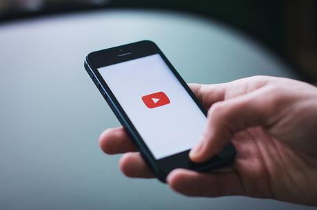 14 Canali YouTube Per Grandi & Piccini, Per Imparare / Mantenere Allenato Il Tuo Inglese! 14 Canali YouTube Per Grandi & Piccini, Per Imparare / Mantenere Allenato Il Tuo Inglese!