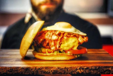 Dove mangiare e alloggiare a Milano Dove mangiare e alloggiare a Milano