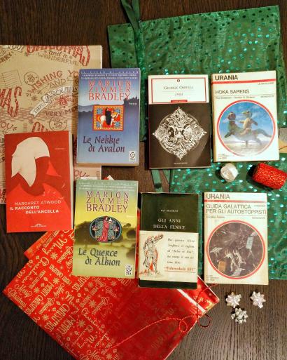 » Consigli Natalizi: alcuni libri da poter regalare a chi ami. » Consigli Natalizi: alcuni libri da poter regalare a chi ami.