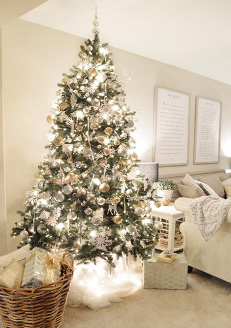 COME APPARECCHIARE LA TAVOLA A NATALE COME APPARECCHIARE LA TAVOLA A NATALE