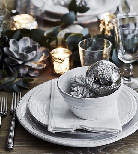 addobbi tavola natalizia come apparecchiare la tavola a Natale decorazioni natale idee fai da te natale addobbi natale how to lay christmas table mariafelicia magno fashion blogger colorblock by felym fashion blogger italiane blog di moda lifestyle blog blog di cucina scappi idee decorazioni