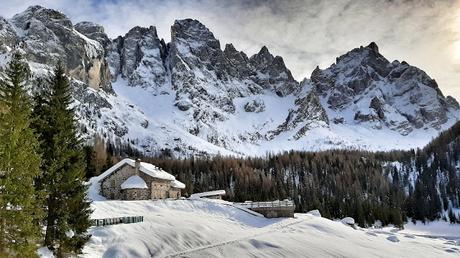 ciaspole val venegia baita segantini ciaspole val venegia baita segantini